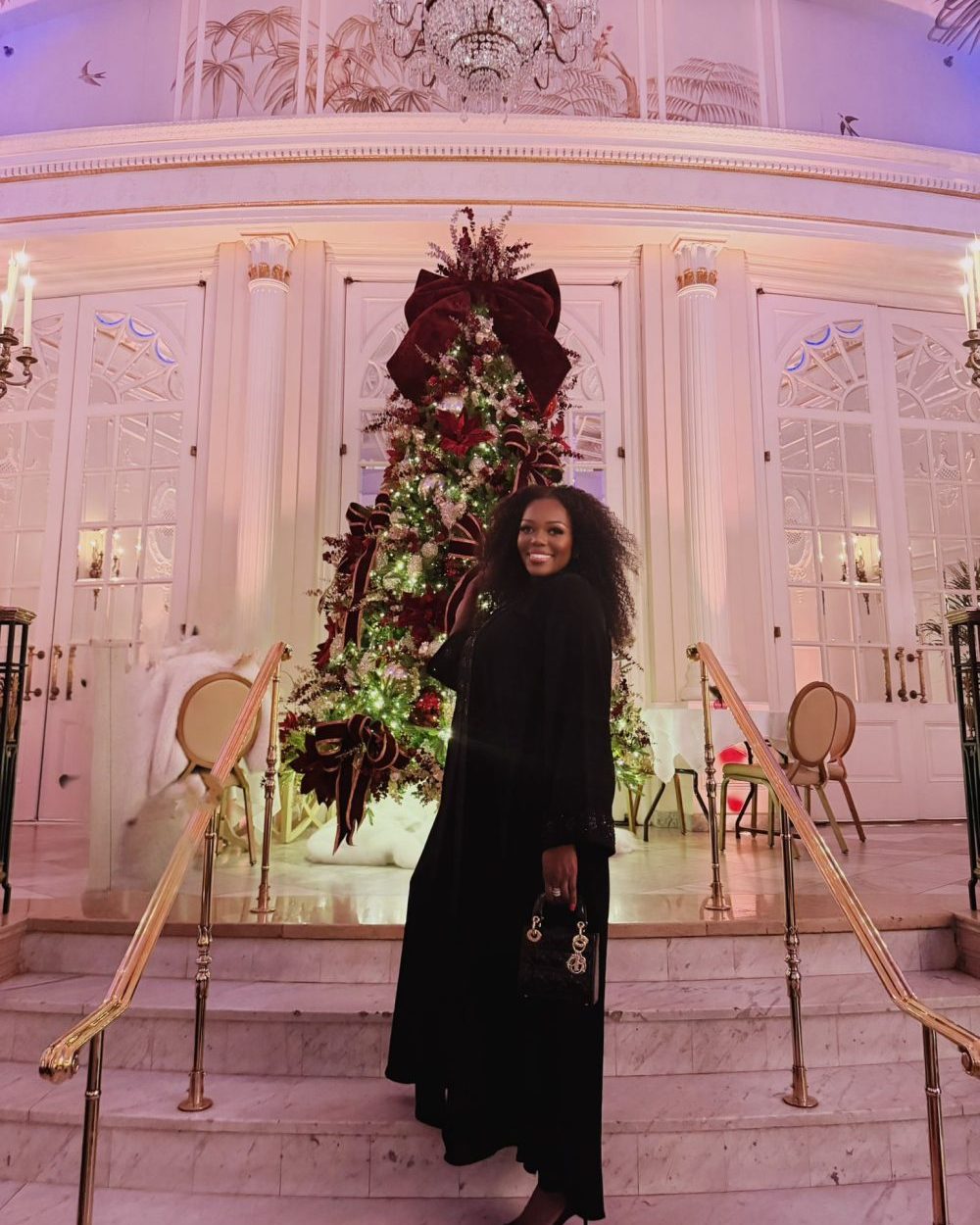 Sultana-Noir-2 Sultana-Noir-2