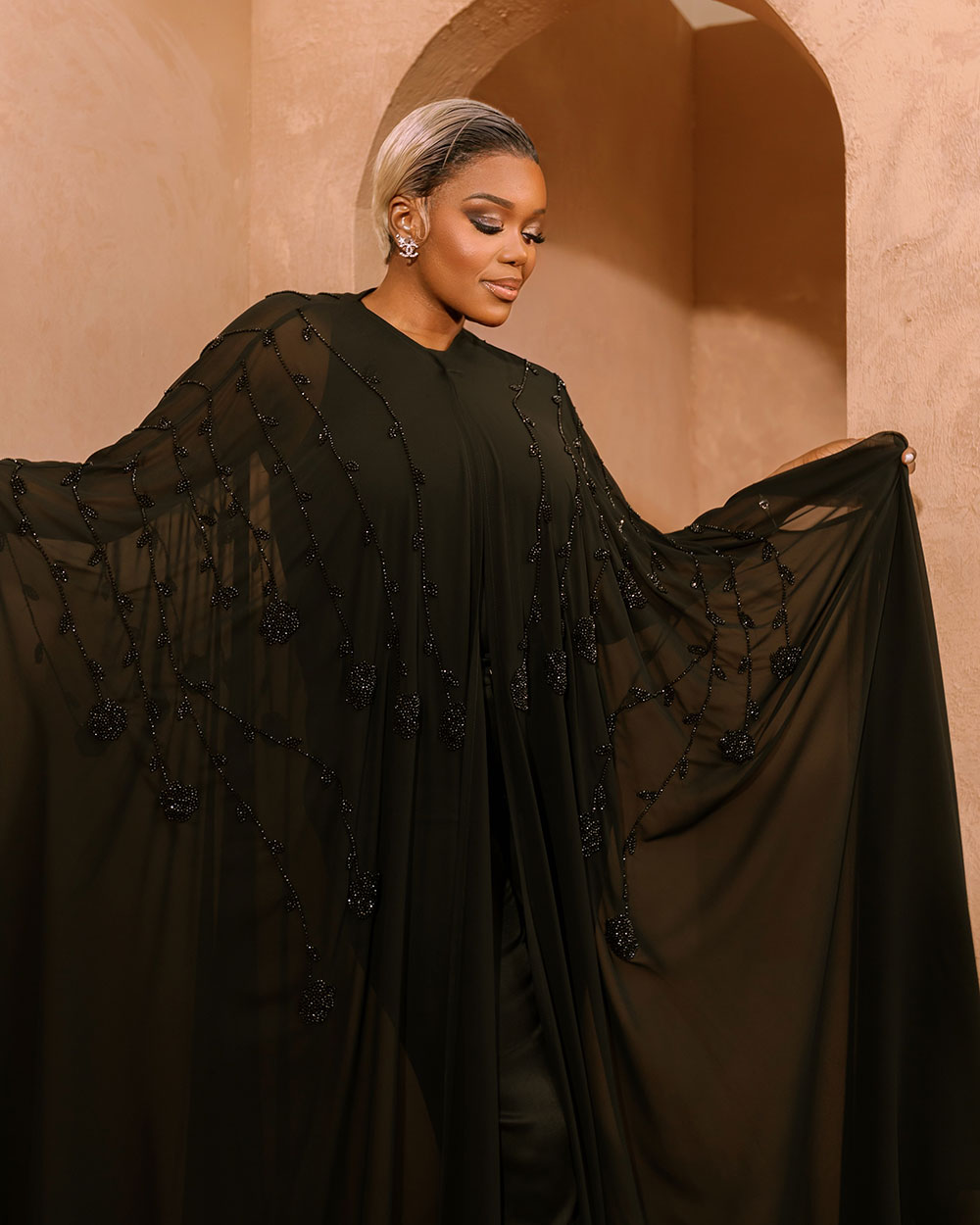 QAMAR-LUMIERE-CAPE-ABAYA-3